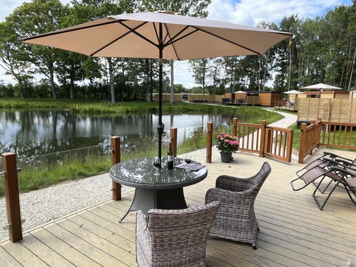 Rowan Boutique Lodge For Couples With A Dog 约克 外观 照片