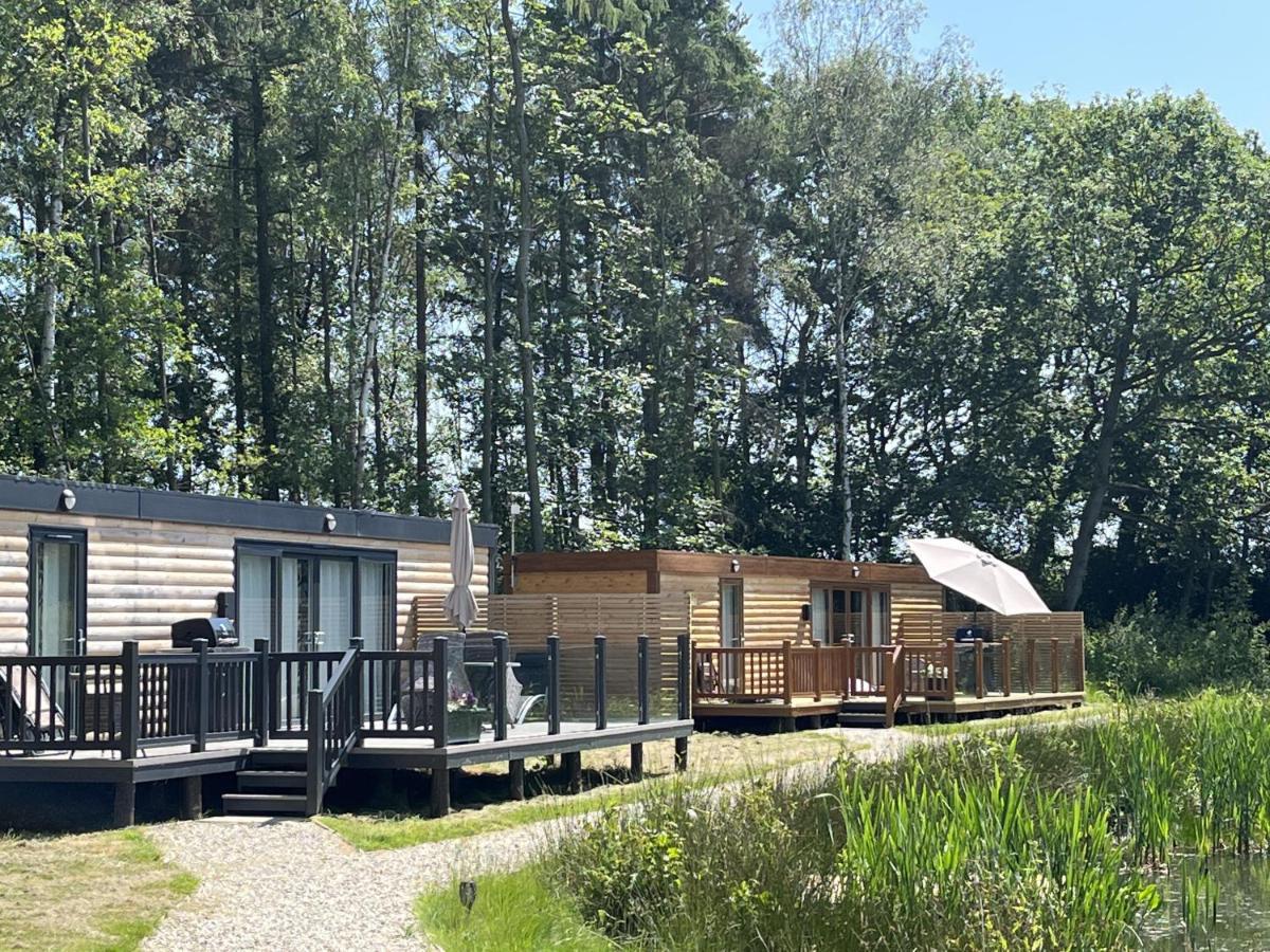 Rowan Boutique Lodge For Couples With A Dog 约克 外观 照片