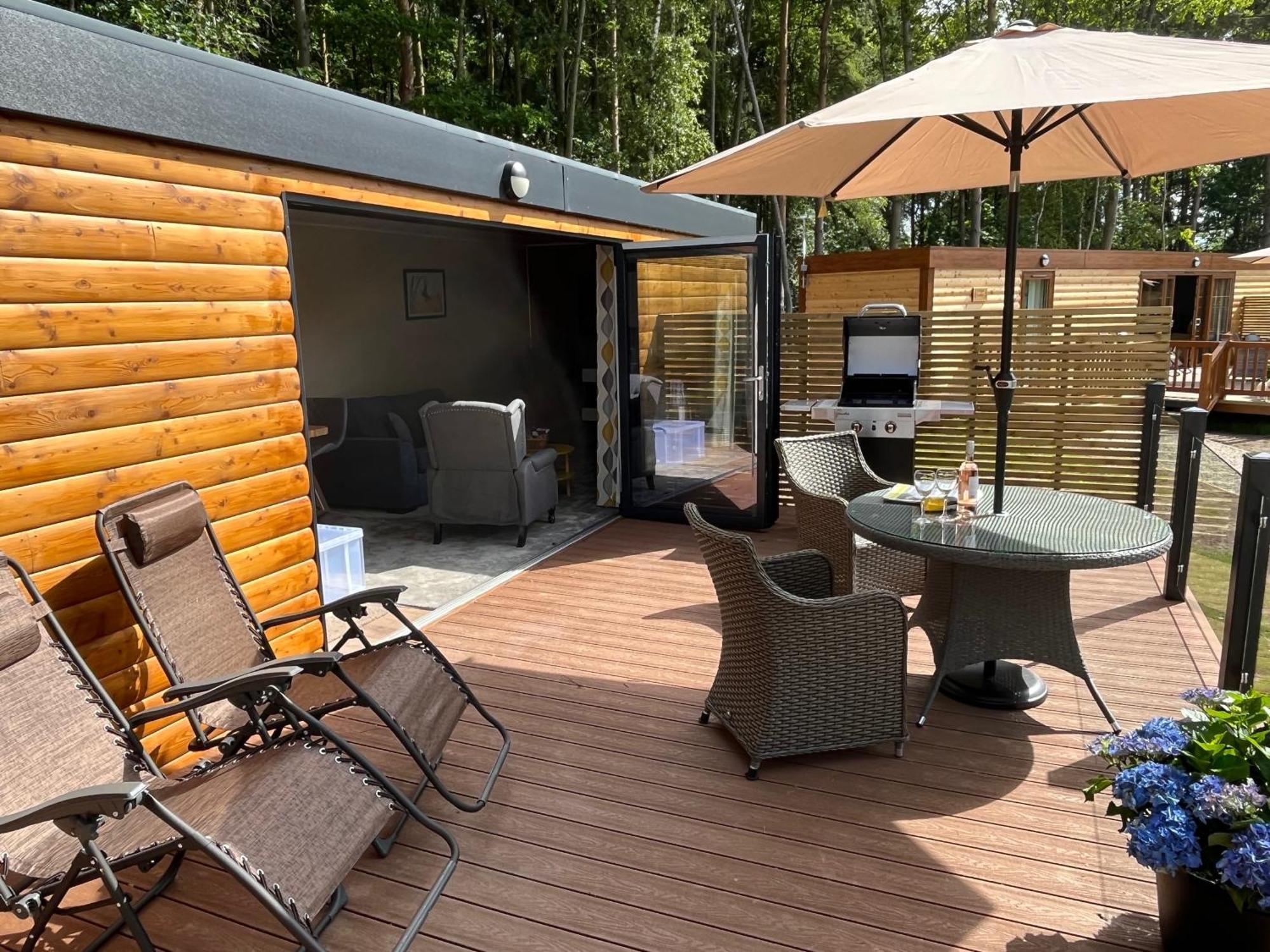 Rowan Boutique Lodge For Couples With A Dog 约克 外观 照片